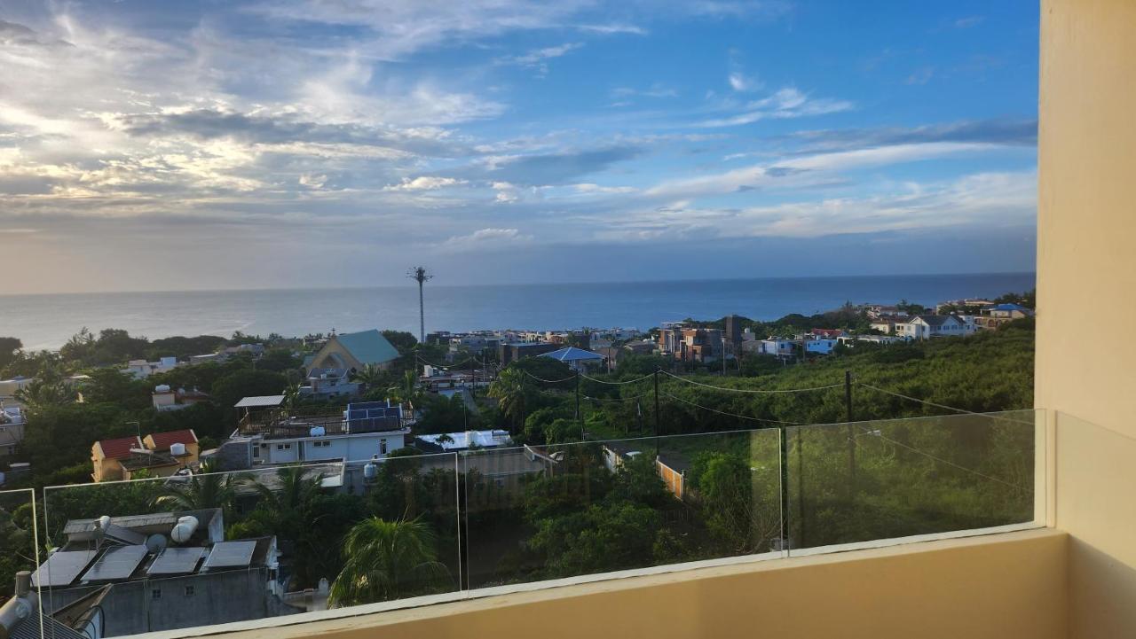 Seaview Luxury Appartment Flic-en-Flacq Zewnętrze zdjęcie